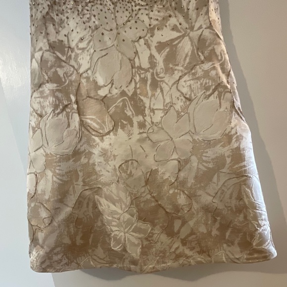 Elegant sleeveless Calvin Klein dress - Picture 4 of 11